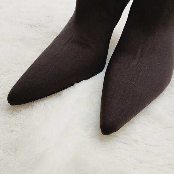 NEW Good American Chocolate Neoprene Kickstand High Heeled Ankle Bootie - Picture 8 of 9